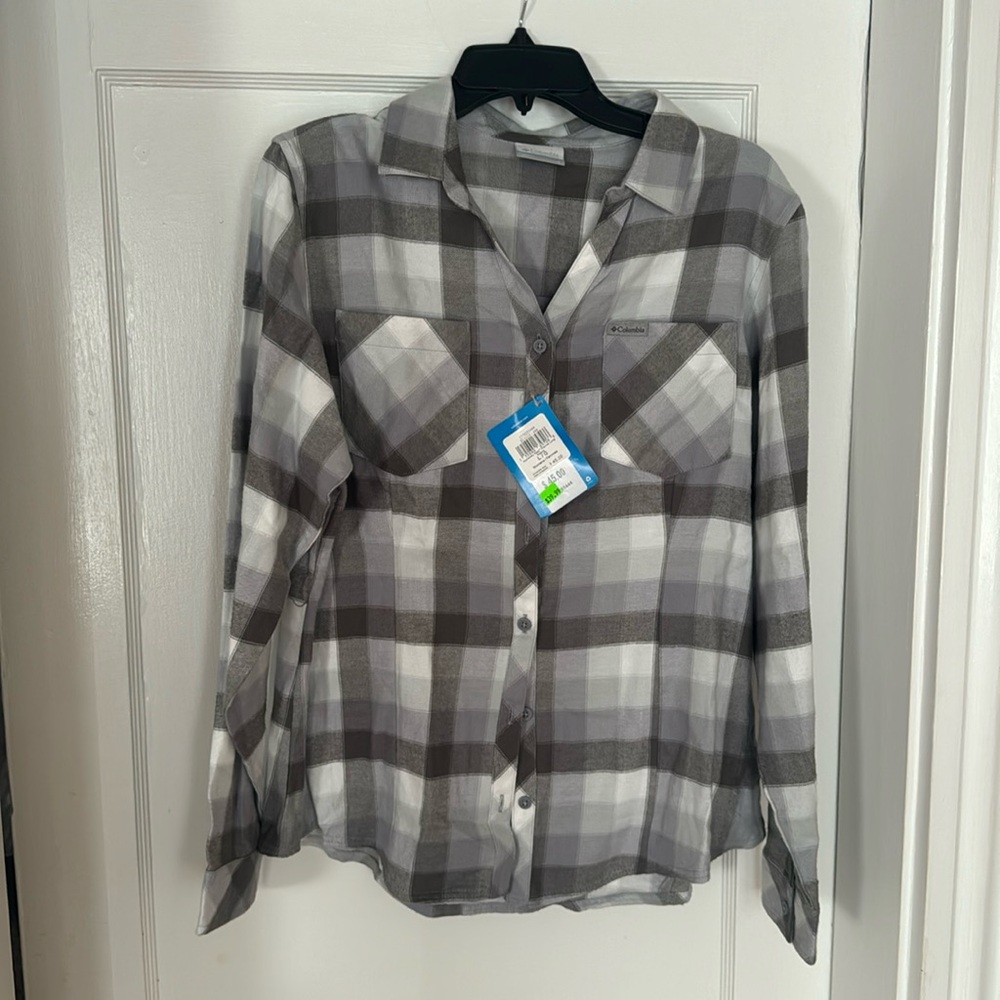 Women’s Columbia flannel shirt, grey & white